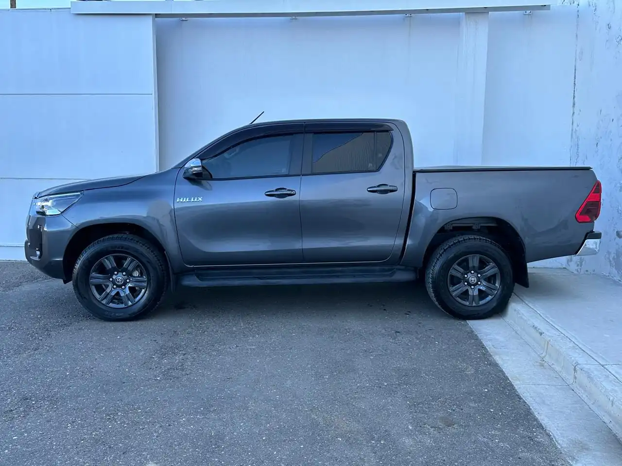 Hilux - Certificado Toyota - Tsuyoi Toyota en Patagonia (10)